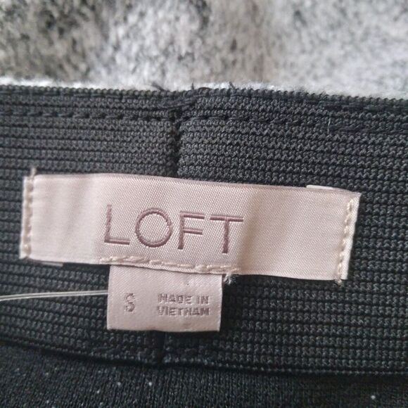 LOFT Ann Taylor Gray Marled Fleece Fabric Mini Length Circle Skirt Women's Small - Picture 3 of 12